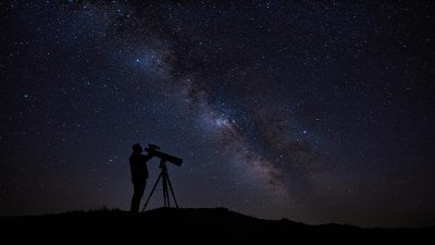 Observation astronomique avec un oculaire à grand champ